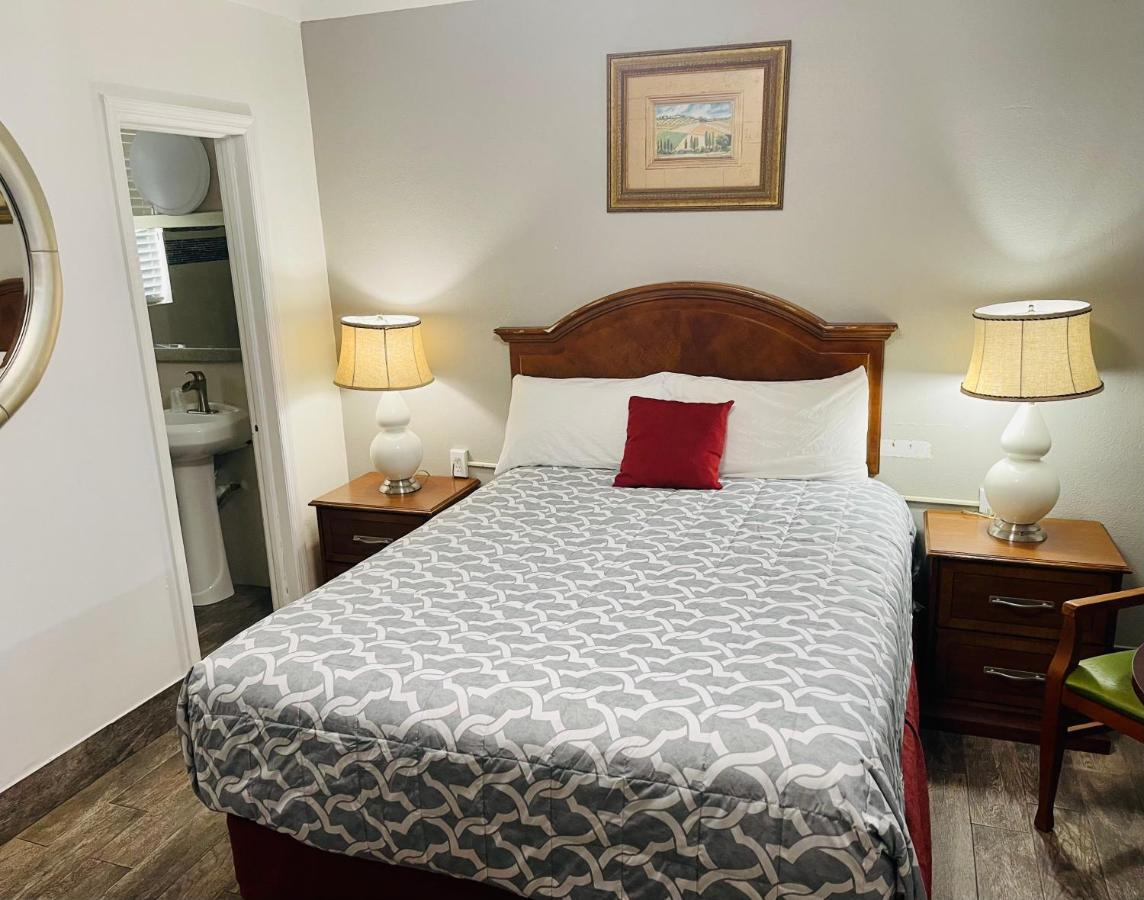 Siesta Inn Sarasota - Indian Beach Стая снимка
