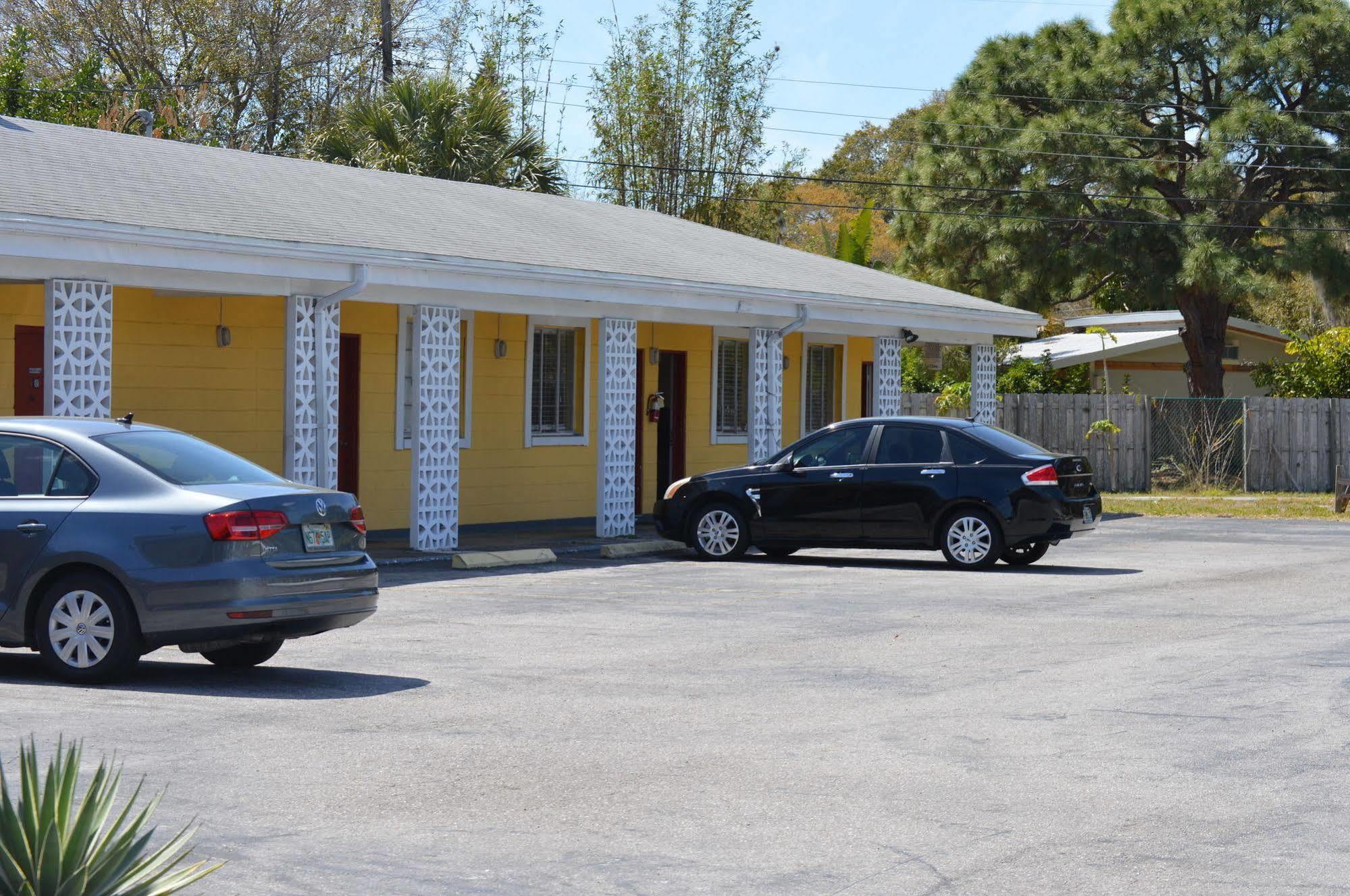 Siesta Inn Sarasota - Indian Beach Екстериор снимка